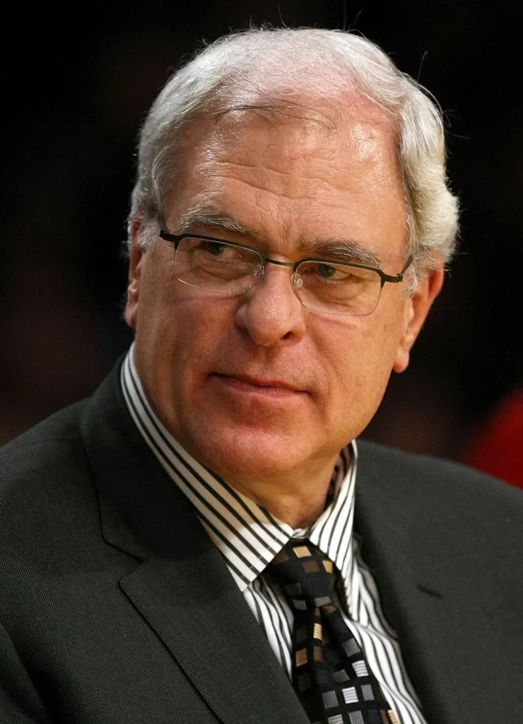 Phil Jackson người đã có 5 chức vô địch NBA cho Los Angeles Lakers