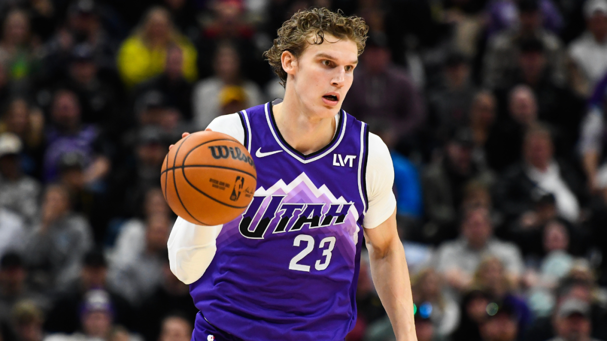 Lauri Markkanen ghi trung bình 23,2 điểm và 8,2 lần bật bóng trong mùa giải trước cho Jazz.